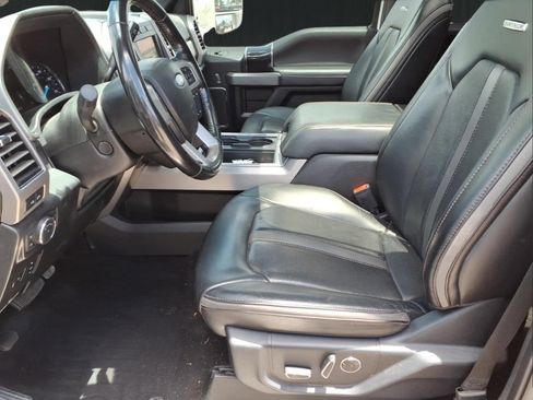 Used 2020 Ford F450 Platinum w/ FX4 Off-Road Package AWD/4WD image 16