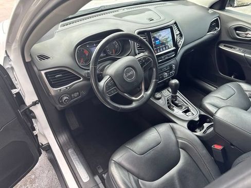 Used 2020 Jeep Cherokee Limited AWD/4WD image 9