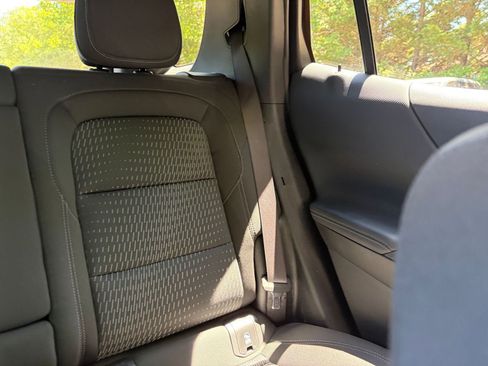 Used 2025 Chevrolet Equinox LT FWD image 37