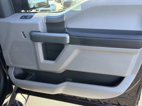 Used 2016 Ford F150 XLT w/ Equipment Group 302A Luxury image 22