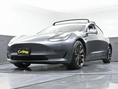 Used 2018 Tesla Model 3 Performance image 51