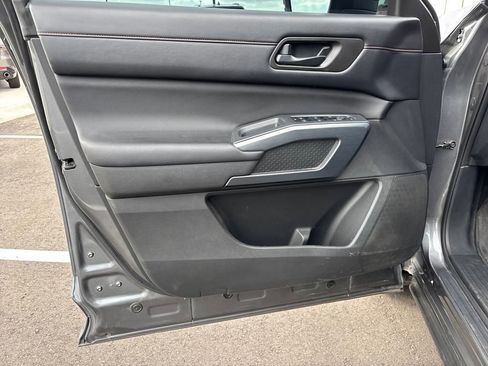 Used 2024 Nissan Pathfinder Rock Creek image 12