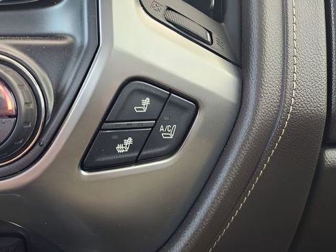 Used 2015 Chevrolet Silverado 1500 LTZ Z71 image 33