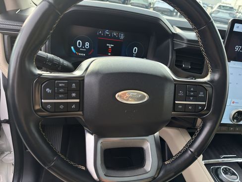 Used 2024 Ford Expedition Max Platinum image 18