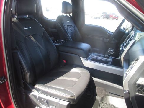 Used 2015 Ford F150 Platinum w/ Equipment Group 701A Luxury AWD/4WD image 26