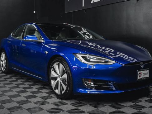 Used 2020 Tesla Model S AWD image 21