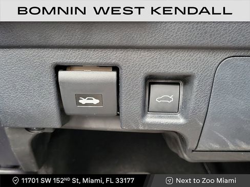 Used 2025 Lexus IS 350 F Sport image 29