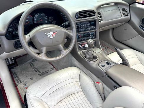 Used 2003 Chevrolet Corvette Convertible w/ Preferred Equipment Group1 image 17