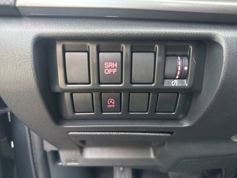 Used 2021 Subaru Forester Premium image 30