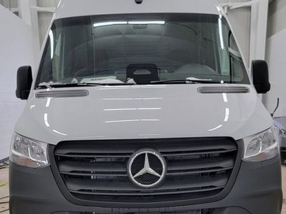 New 2025 Mercedes-Benz Sprinter 2500