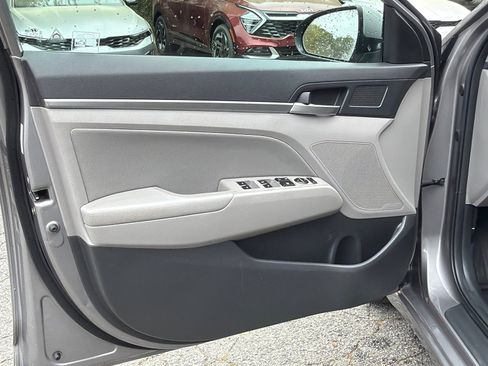 Used 2020 Hyundai Elantra SEL w/ Cargo Package (C1) image 10