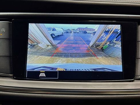 Used 2023 Buick Enclave Essence w/ Experience Buick Package FWD image 13