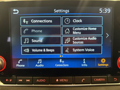 Used 2025 Nissan Sentra SR FWD image 33