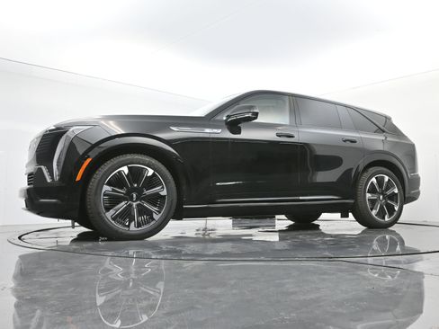 New 2025 Cadillac Escalade IQ Sport 2 image 16