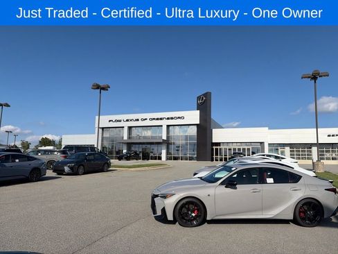 Used 2024 Lexus ES 300h Ultra Luxury w/ Accessory Package (Z2) FWD image 15