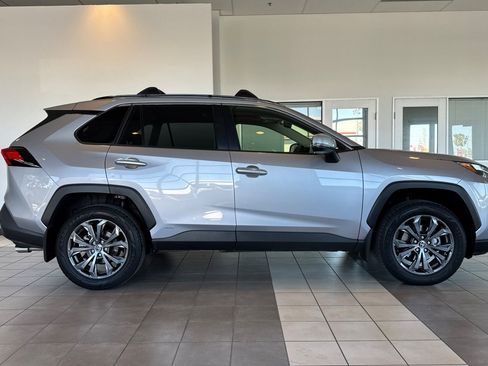 Certified 2022 Toyota RAV4 XLE Premium AWD/4WD image 3