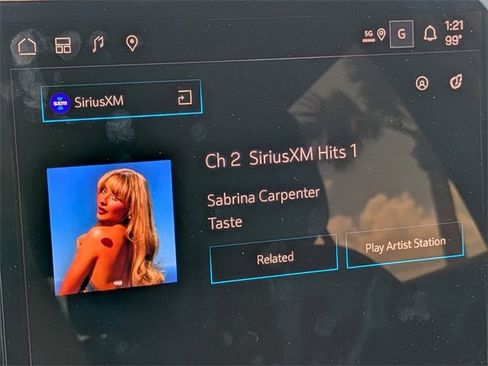 New 2025 GMC Terrain Elevation w/ Elevation Premium Package image 25