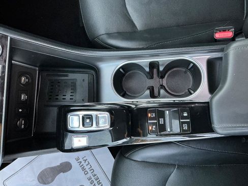 Used 2020 Hyundai Sonata Limited FWD image 19