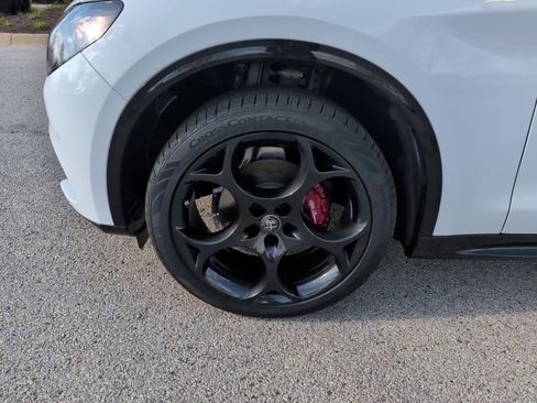 New 2026 Alfa Romeo Stelvio Sprint image 18