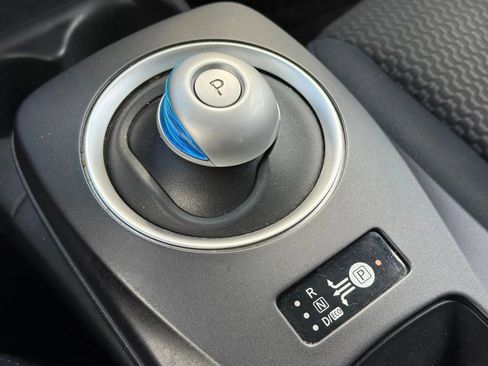 Used 2014 Nissan Leaf S w/ Charge Package image 27