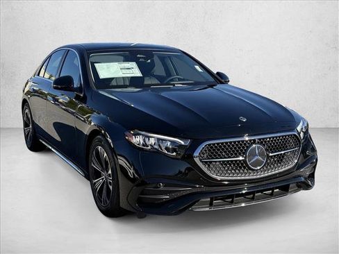 New 2026 Mercedes-Benz E 350 4MATIC Sedan image 3
