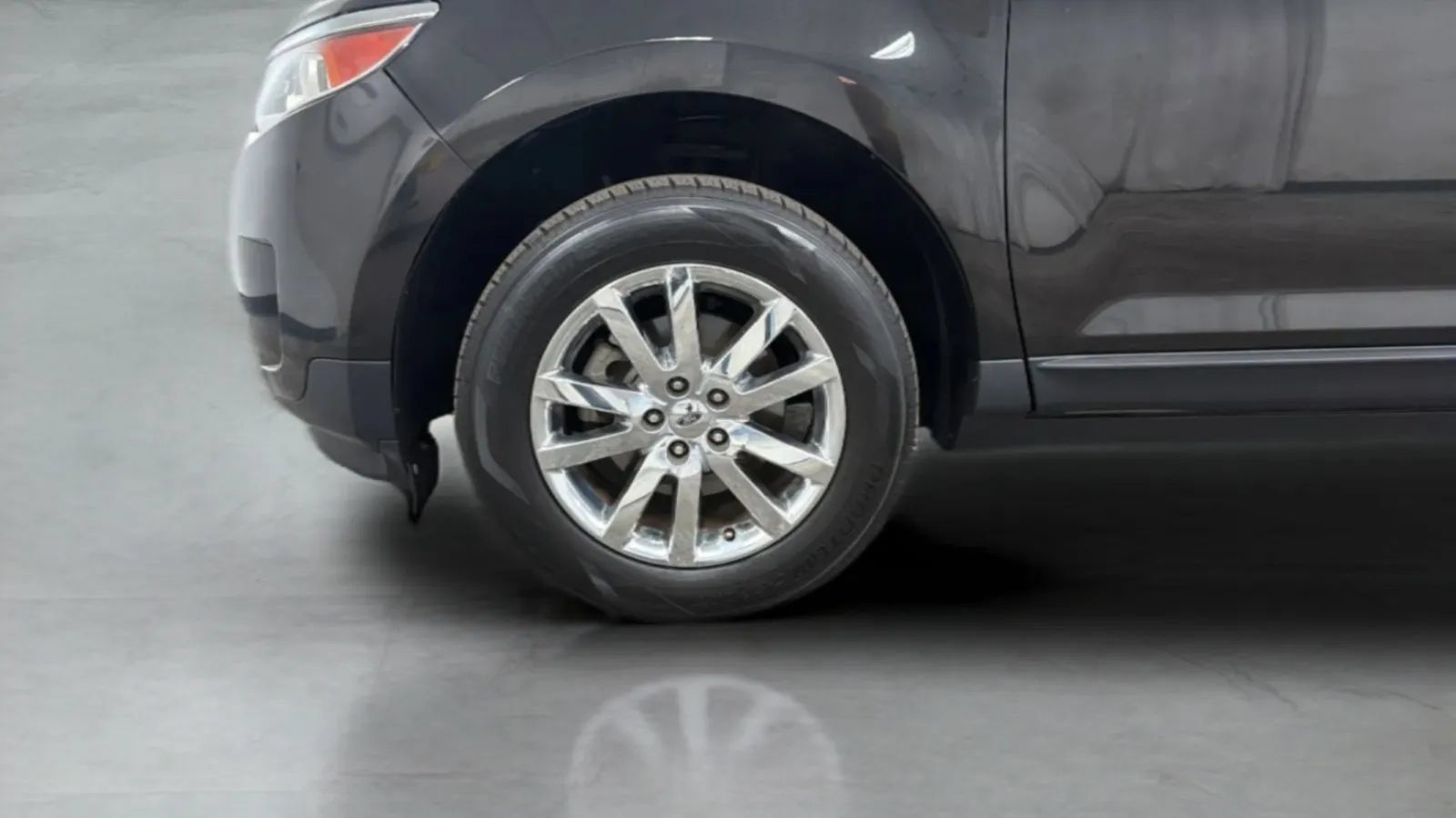 Used 2013 Ford Edge Limited FWD image 28