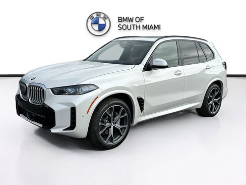 New 2026 BMW X5 sDrive40i w/ M Sport Package image 3