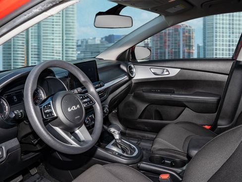 Used 2023 Kia Forte LXS image 14