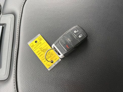 Used 2021 RAM 3500 Tradesman image 20