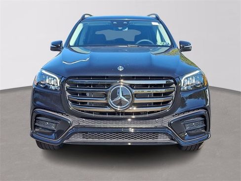 New 2026 Mercedes-Benz GLS 450 4MATIC image 2