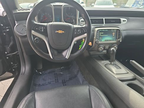 Used 2014 Chevrolet Camaro LT image 18