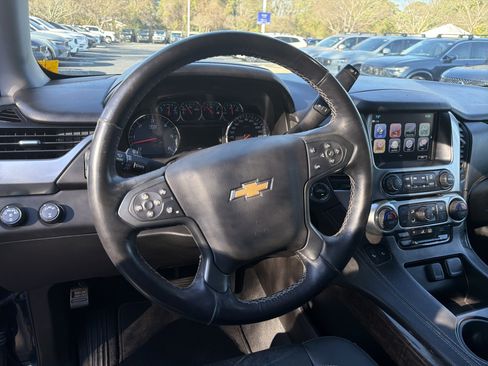 Used 2020 Chevrolet Tahoe LT image 18