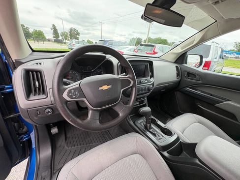 Used 2020 Chevrolet Colorado W/T w/ WT Convenience Package AWD/4WD image 17