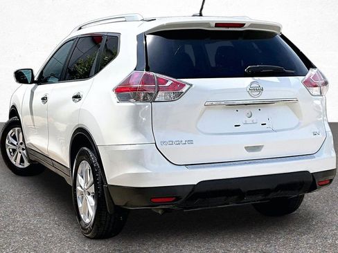 Used 2015 Nissan Rogue SV FWD image 5