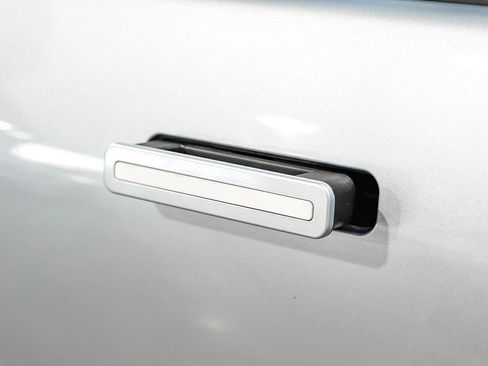 Used 2023 Fisker Ocean Extreme image 41