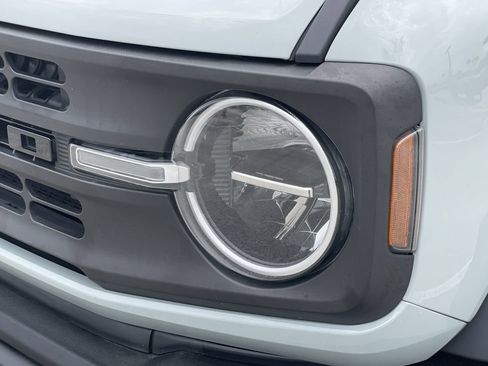 Used 2022 Ford Bronco 4-Door AWD/4WD image 6