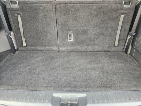 Used 2023 Toyota Highlander LE FWD image 26