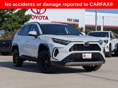 Certified 2025 Toyota RAV4 SE w/ Weather Package AWD/4WD image 2