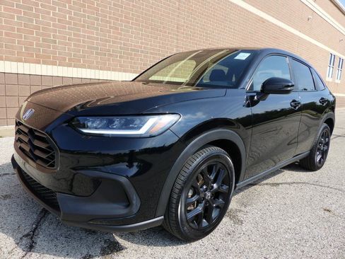 Used 2024 Honda HR-V Sport image 1