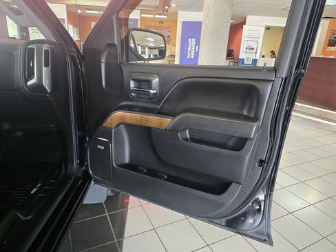 Used 2017 Chevrolet Silverado 1500 LTZ w/ Sport Package AWD/4WD image 11