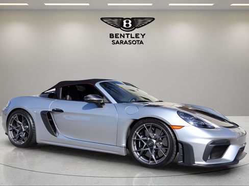 Used 2024 Porsche 718 Boxster Spyder RS RWD image 3