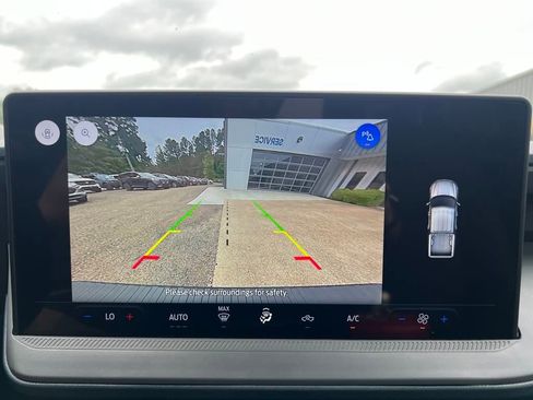 New 2025 Ford Maverick Lobo image 32