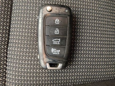 Used 2021 Hyundai Accent SE FWD image 32