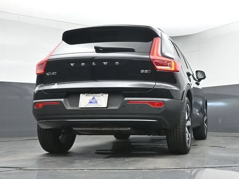 Used 2025 Volvo XC40 B5 Plus AWD/4WD image 41