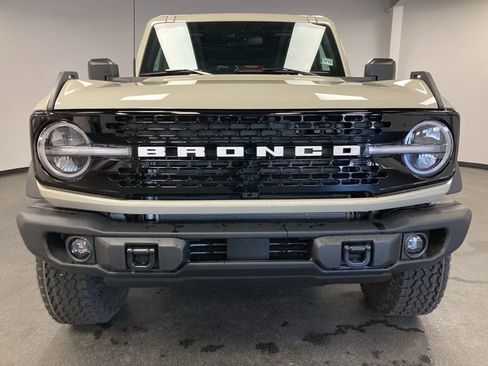 New 2026 Ford Bronco Badlands AWD/4WD image 4