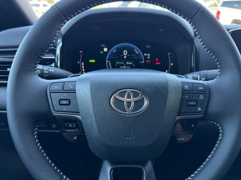 New 2026 Toyota Camry SE FWD image 24