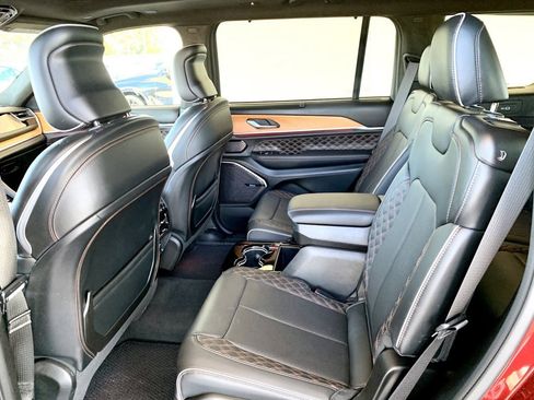 Used 2023 Jeep Grand Cherokee L Summit image 13