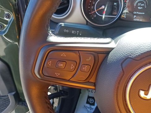 Used 2022 Jeep Wrangler Unlimited Sport image 18