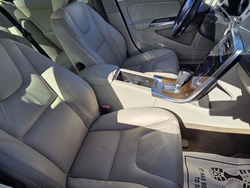 Used 2012 Volvo S60 T5 image 20