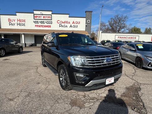 Used 2019 Ford Expedition XLT w/ Equipment Group 202A AWD/4WD image 2